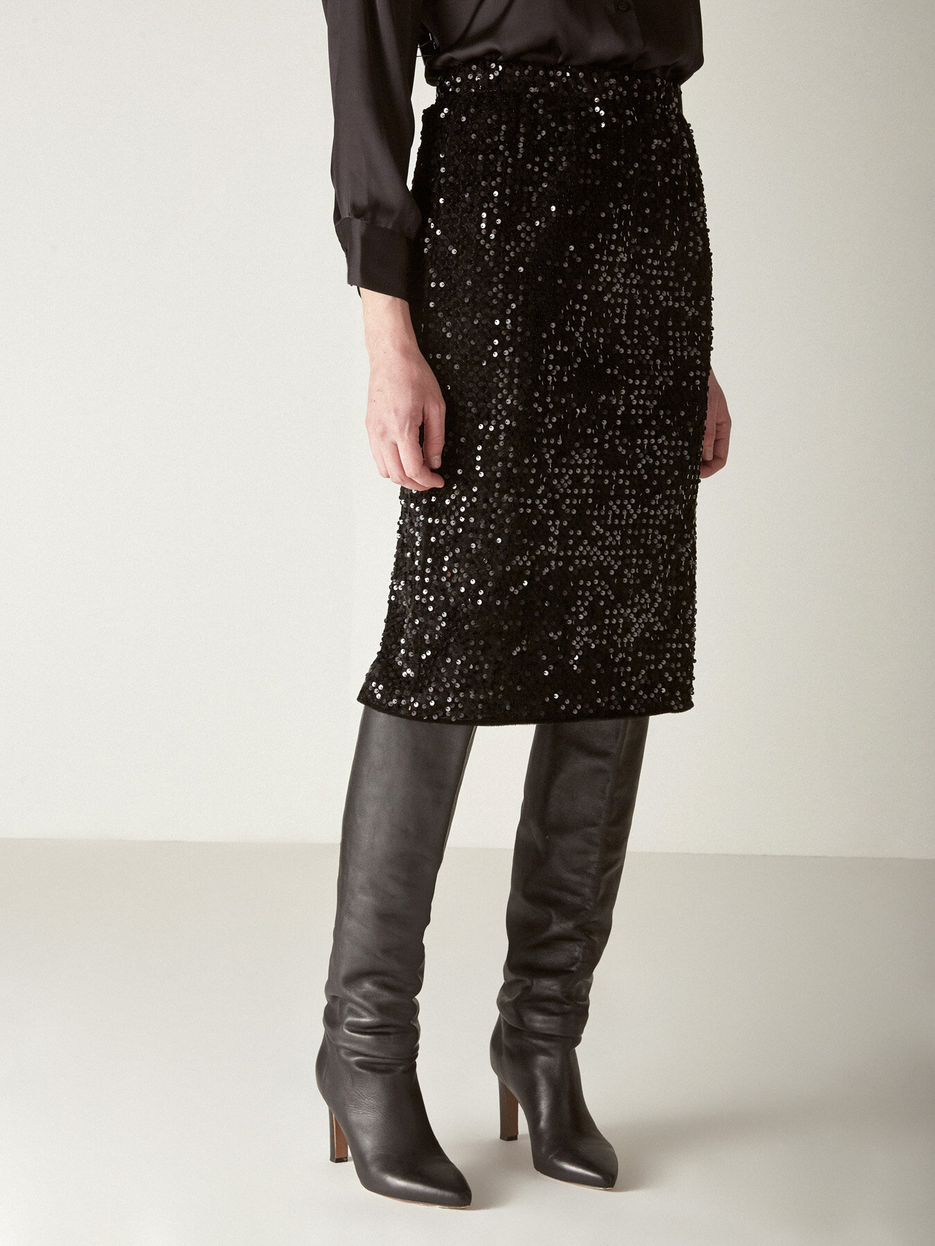 SEQUIN SHEATH DRESS image number 2