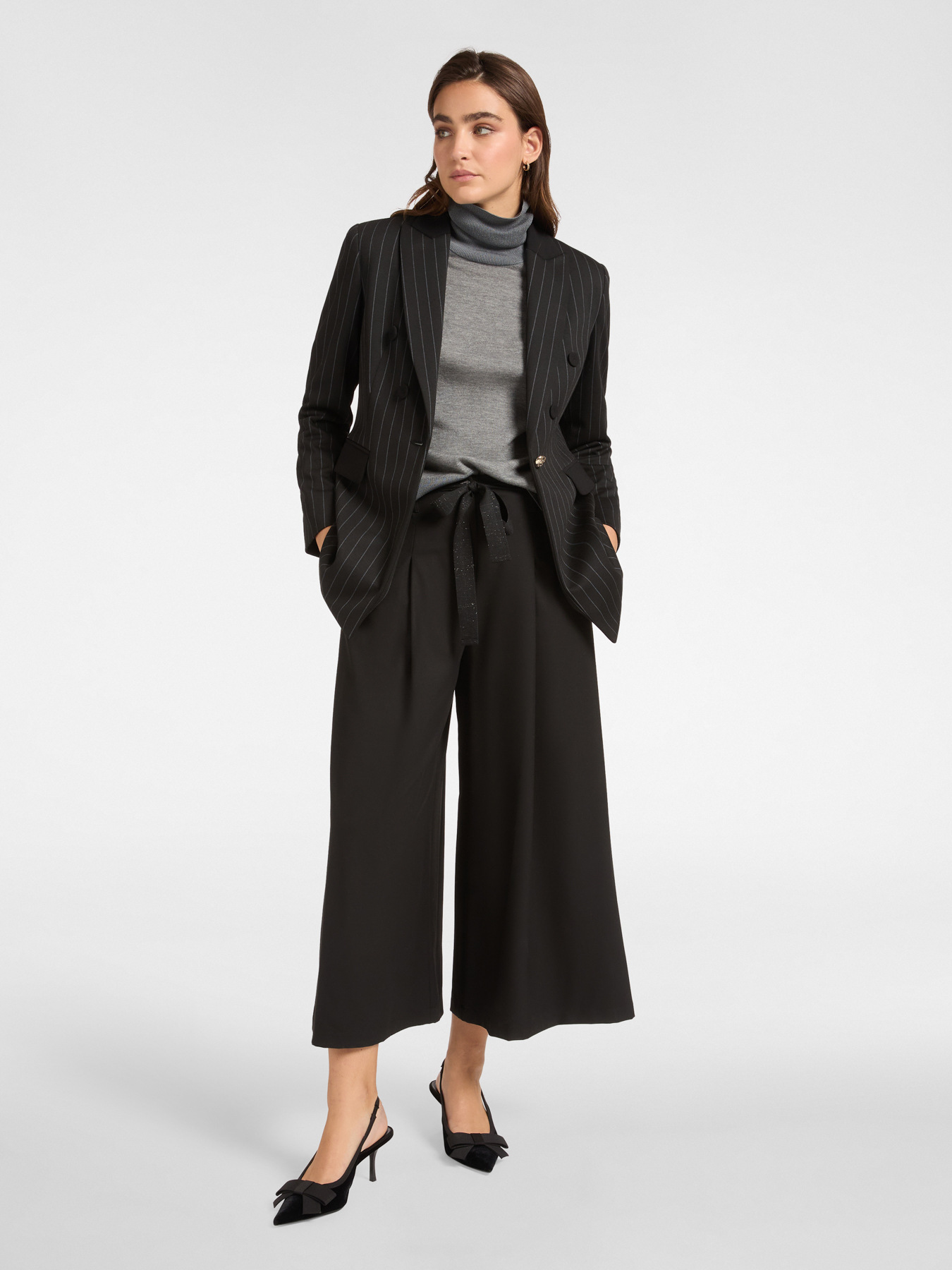 Weicher Rollkragenpullover image number 3