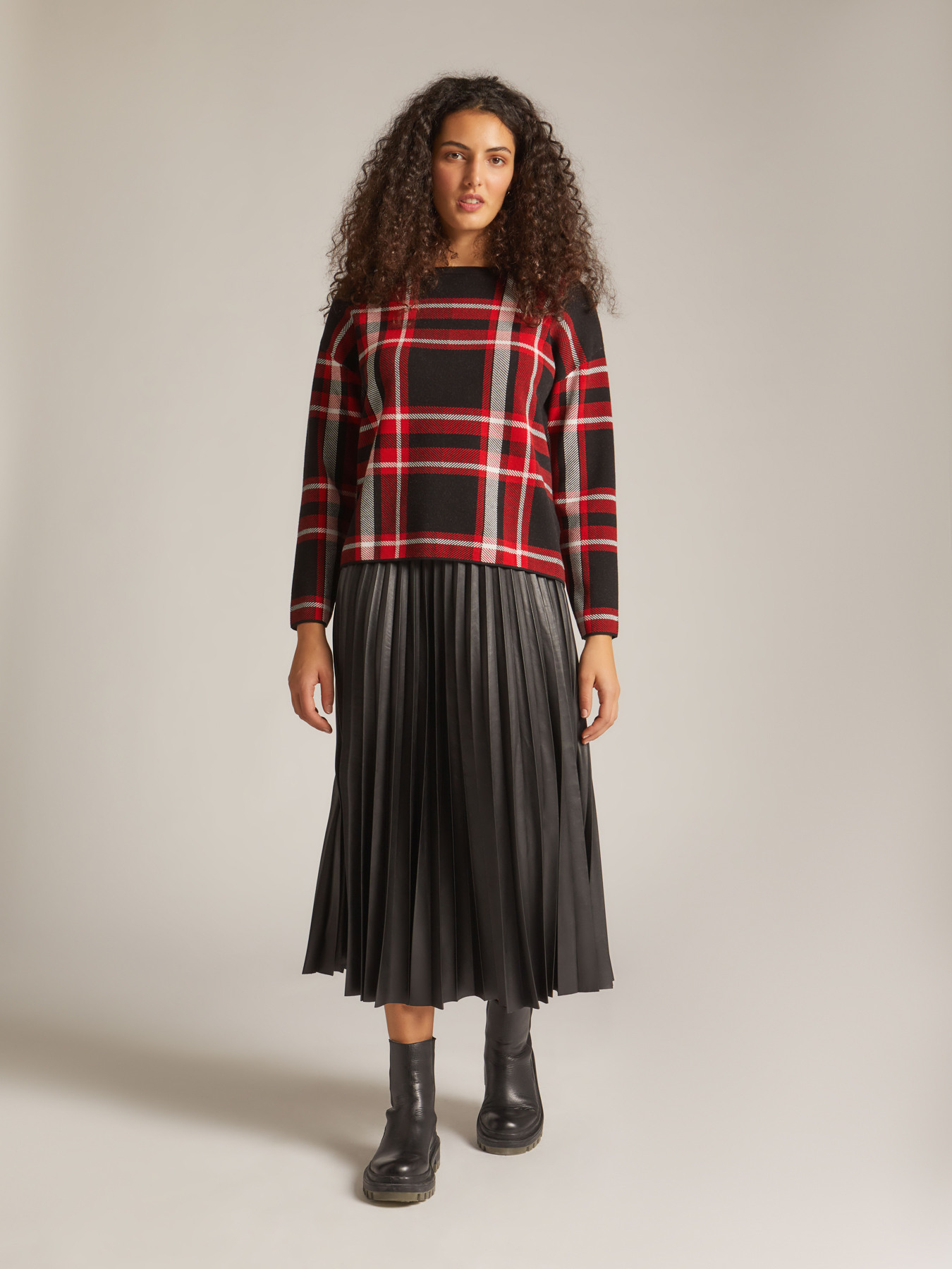 Pull jacquard &agrave; carreaux image number 0