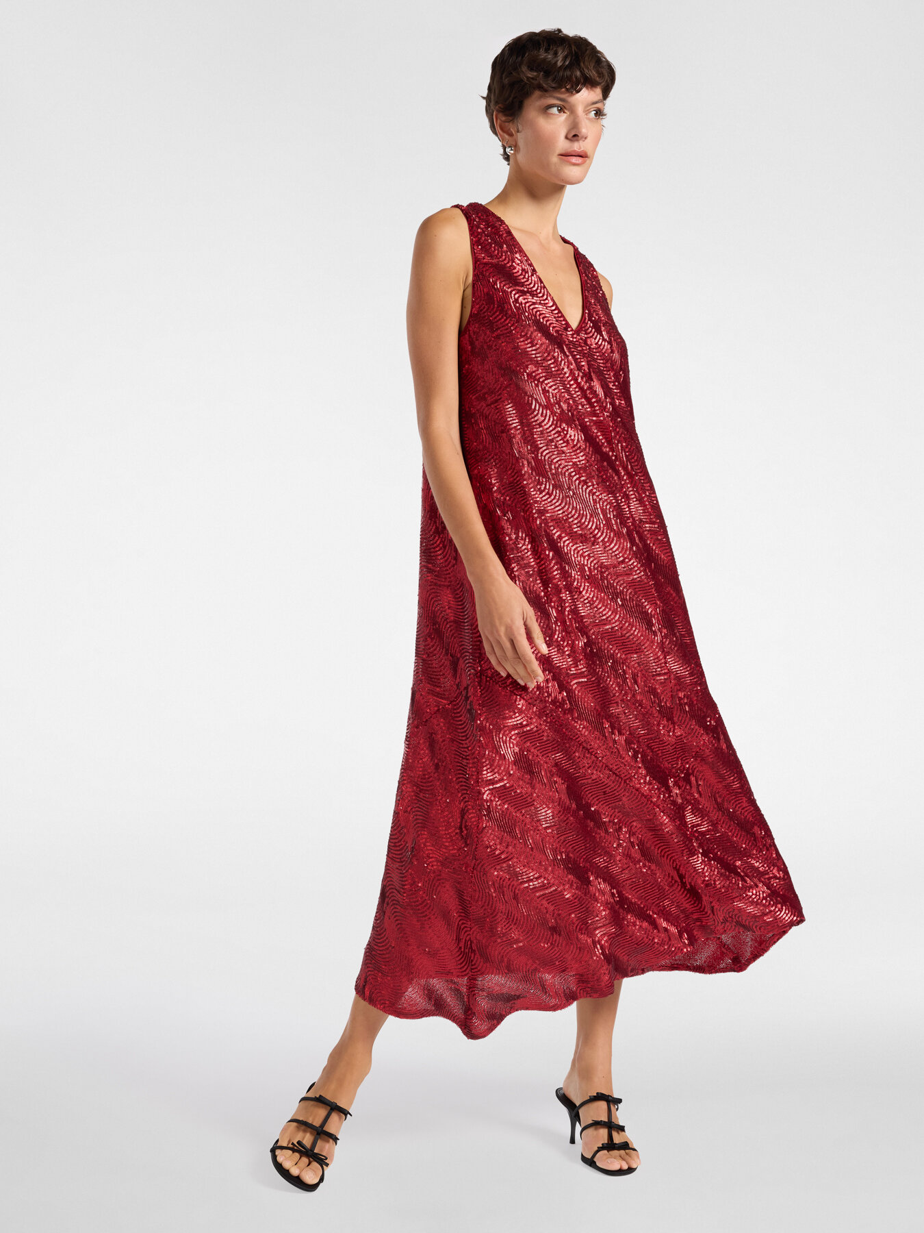 Robe longue à paillettes image number 2