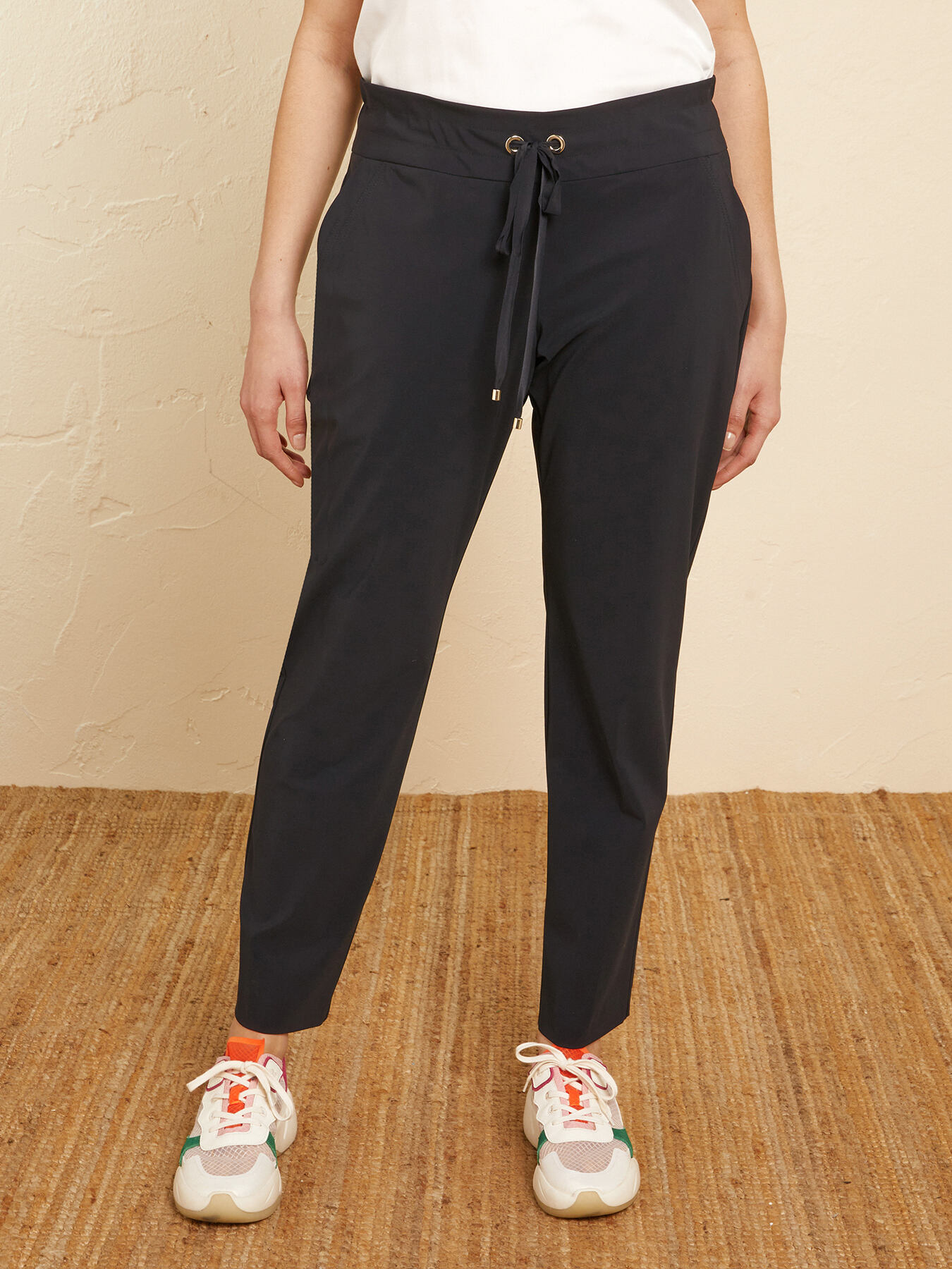 Pantaloni joggers in tessuto "sensitive" image number 3