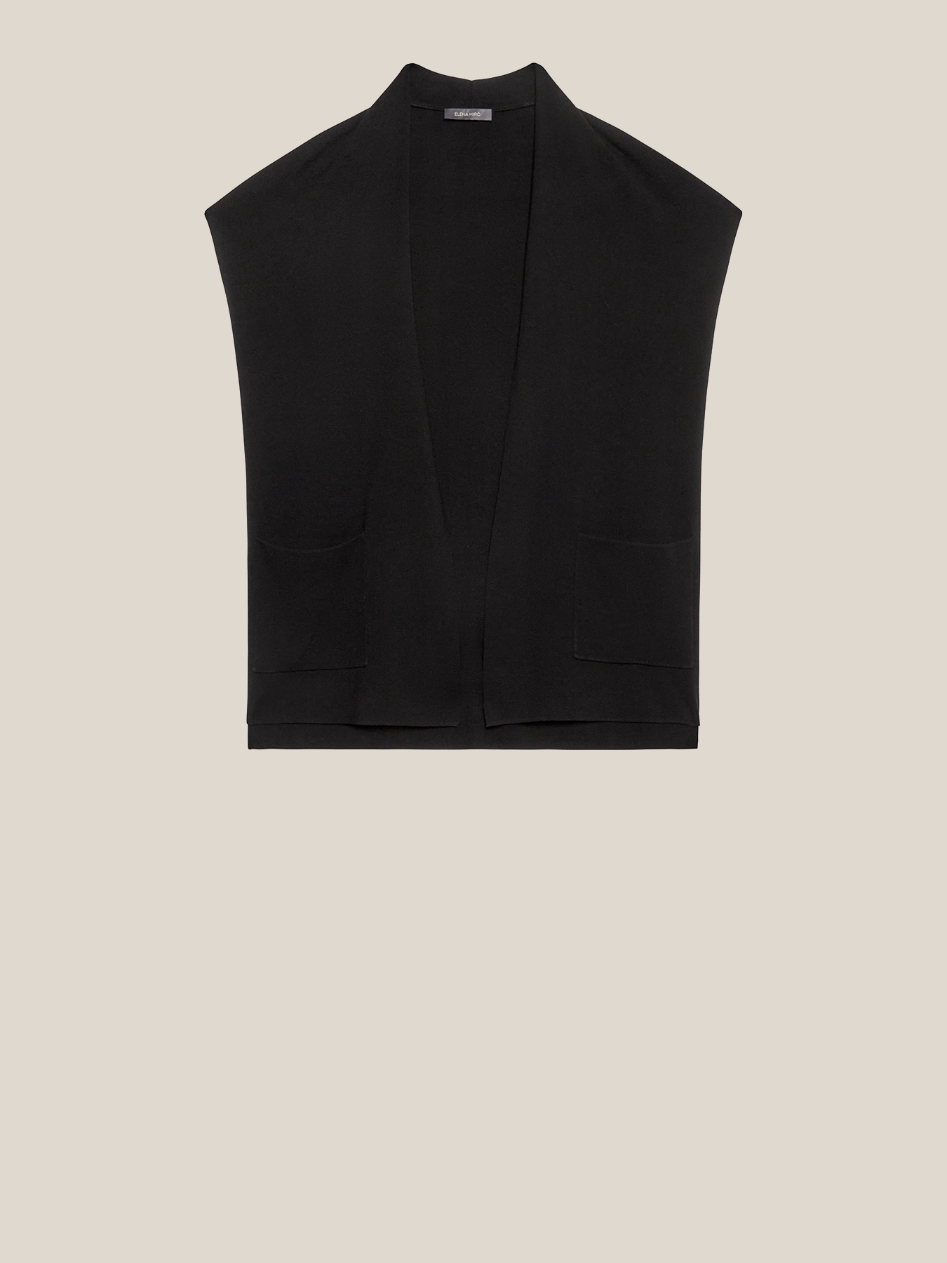 Colete em tric&ocirc; image number 4