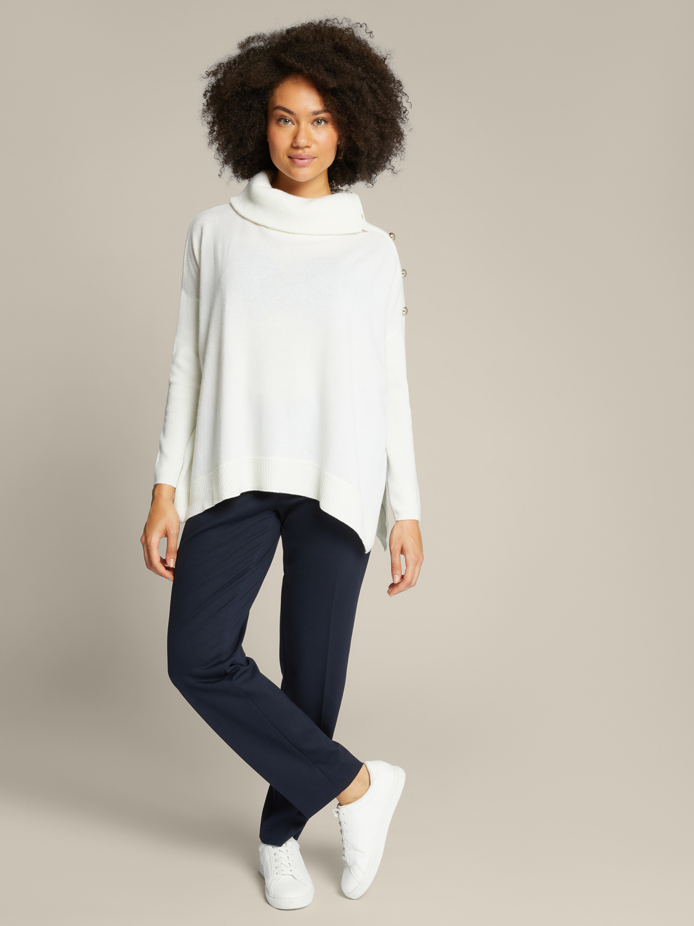 Oversized sweater in sustainable wool image number 1