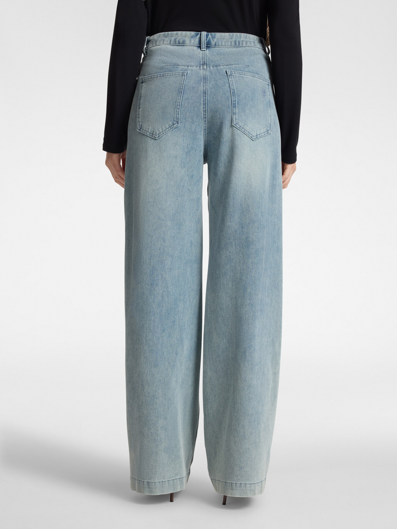 Jeans boyfit "Barbra" con bordi laterali image number 1