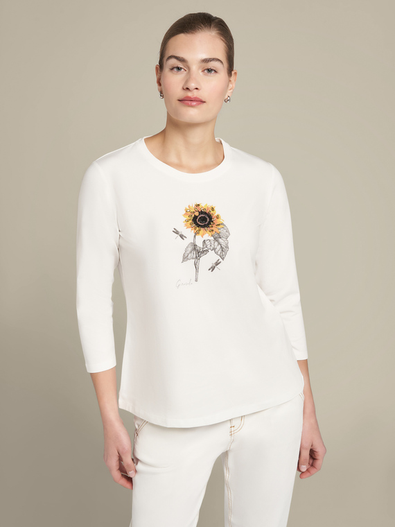 Camiseta con estampado floral
