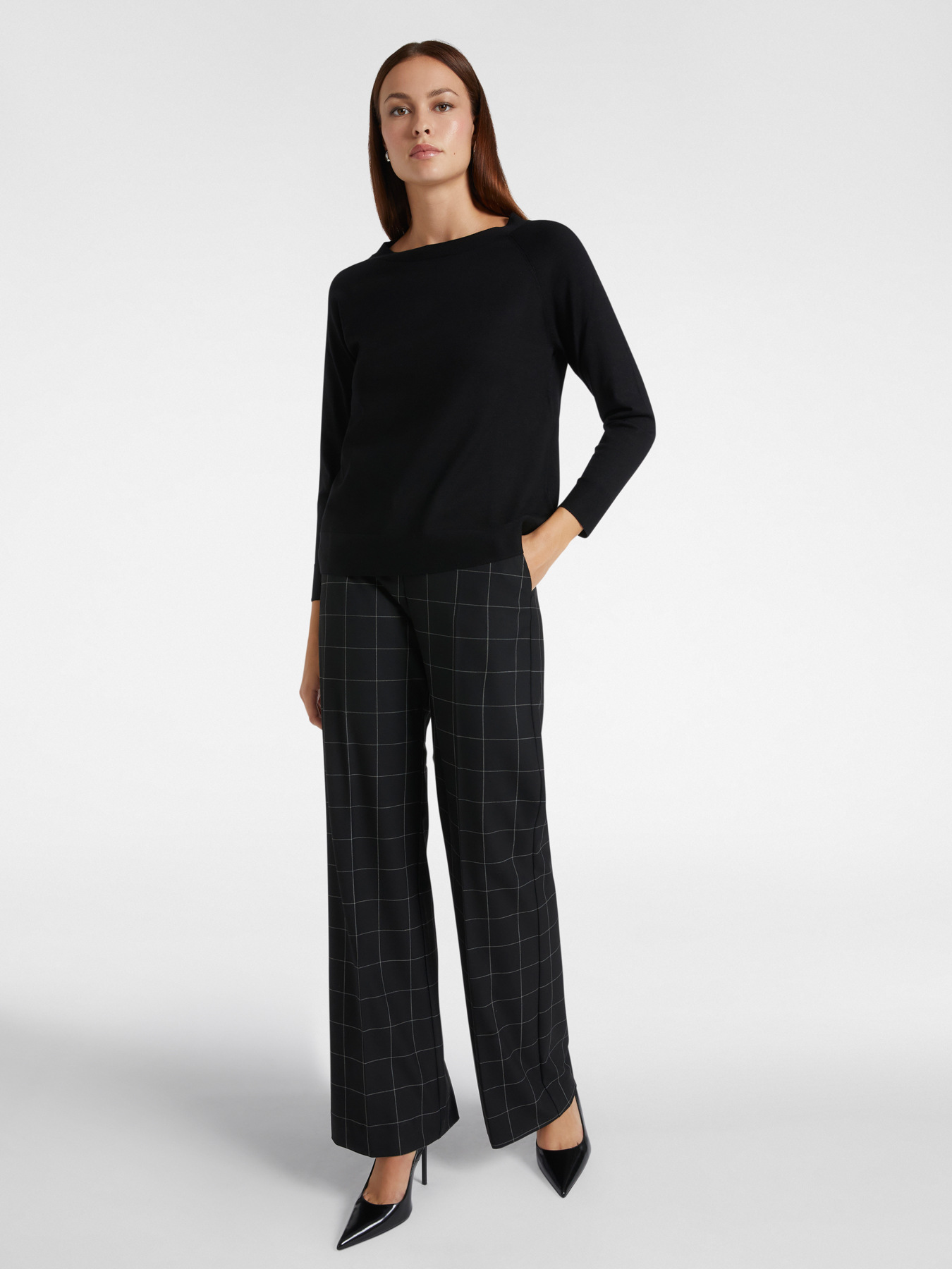 Basic sweater with boat neck image number 2