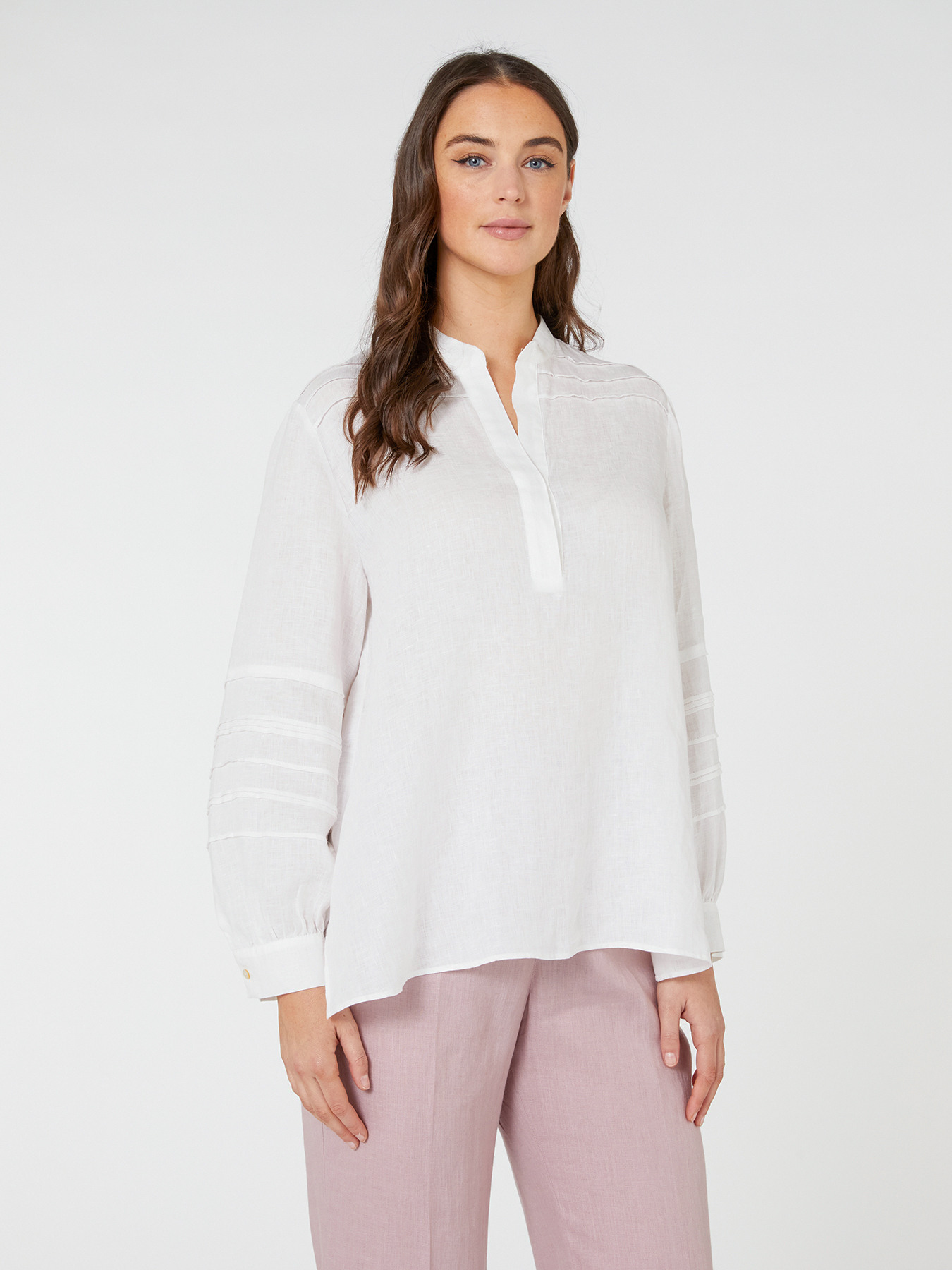 Linen blouse image number 2