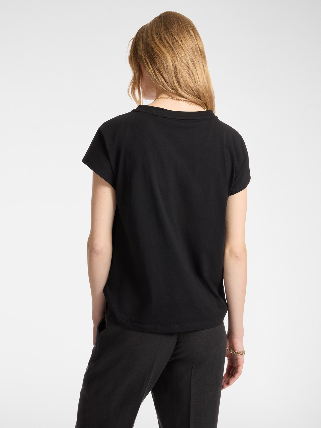 Cotton T-shirt with appliqu&eacute;s image number 1