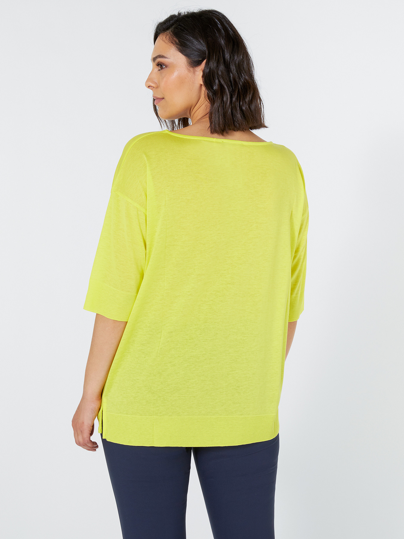 T-shirt dalla linea boxy image number 1