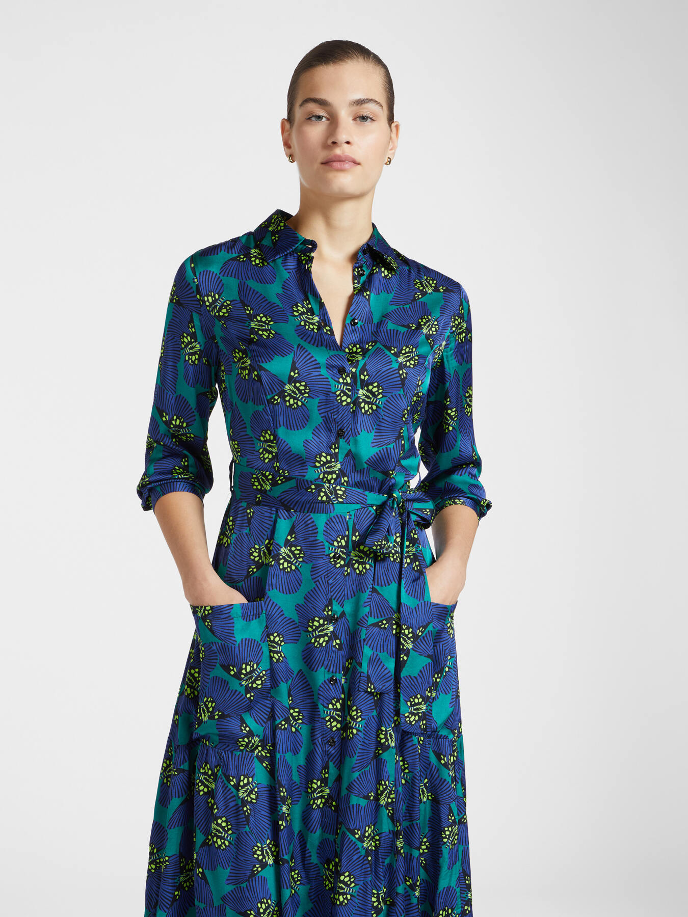 Vestido camisero estampado image number 2