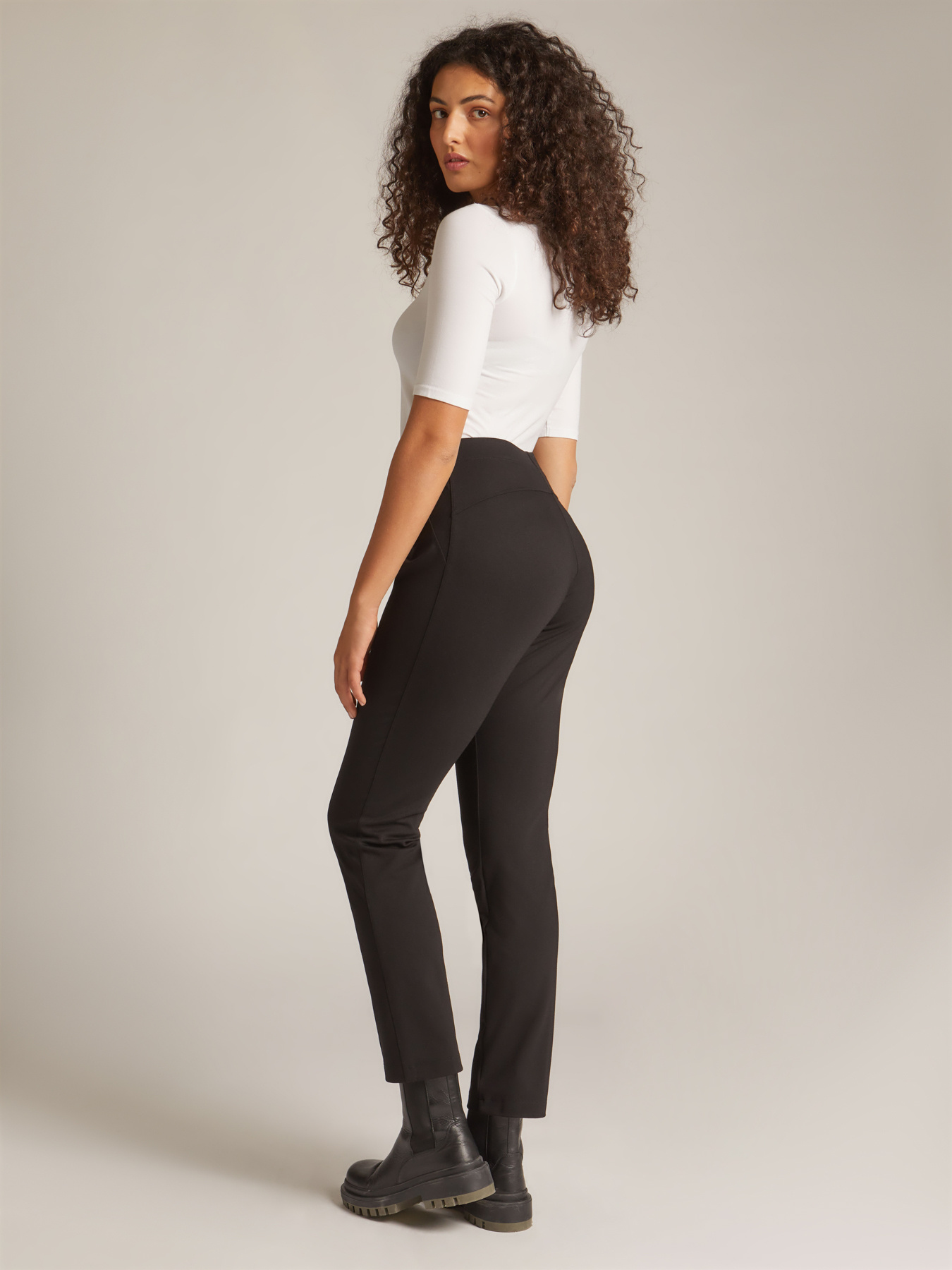PANTALON LEGGING EN MAILLE MILANO image number 2