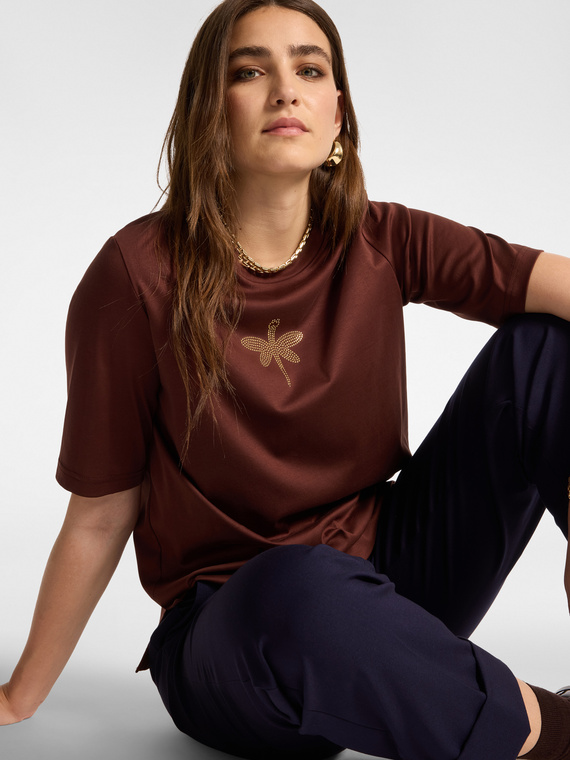 Camiseta de algod&atilde;o com aplica&ccedil;&atilde;o de lib&eacute;lula
