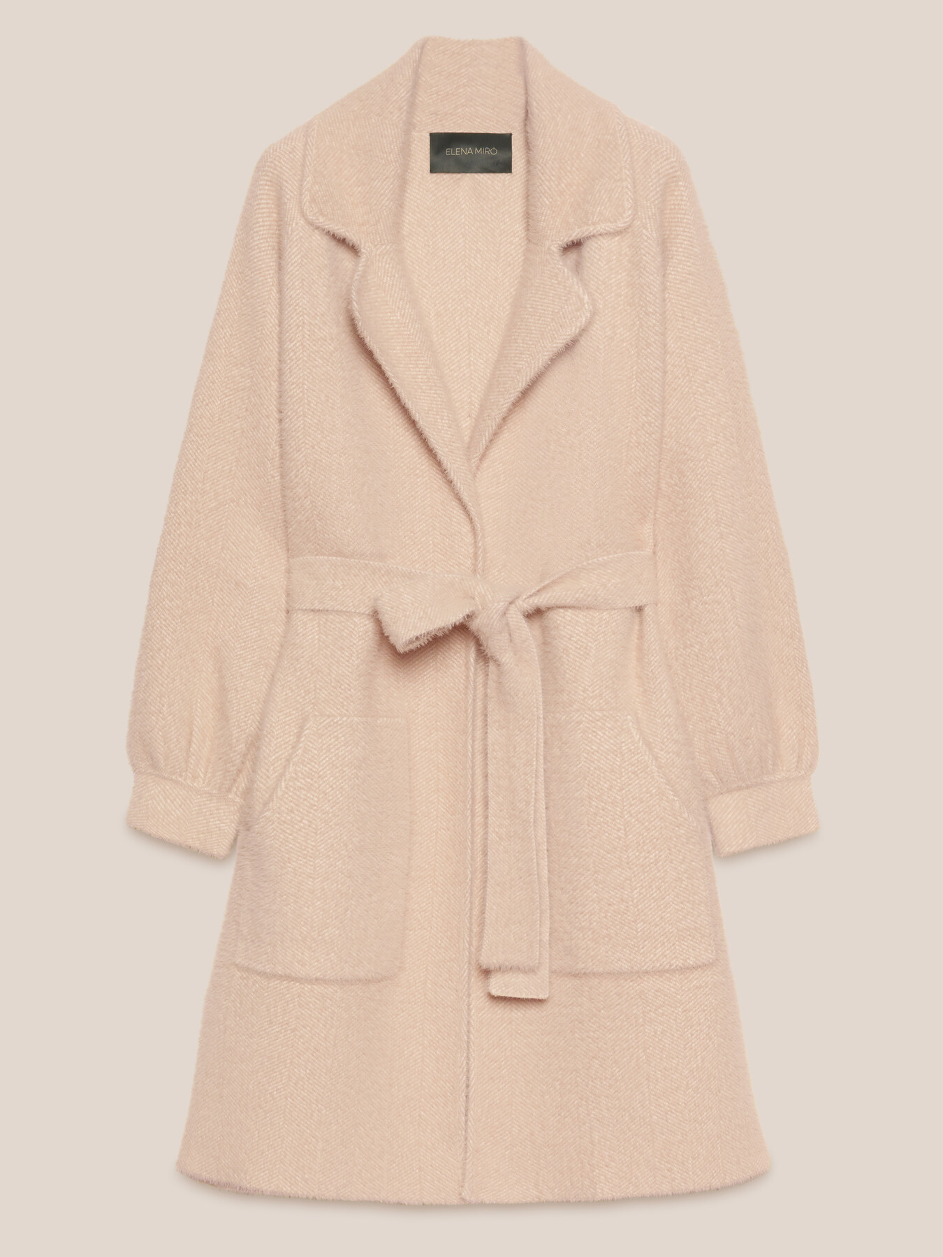 Sobretudo de malha com cinto image number 4