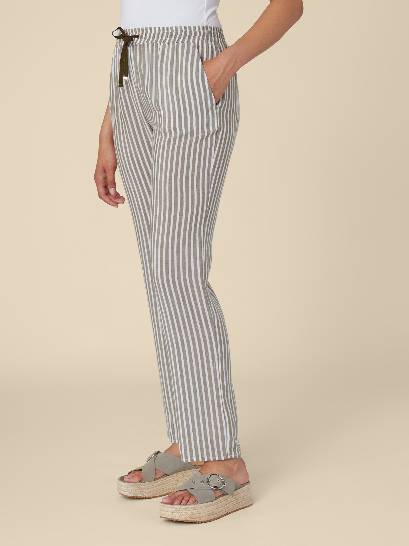 Linen and lyocell joggers image number 5