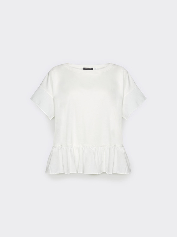 T-shirt com folho na barra