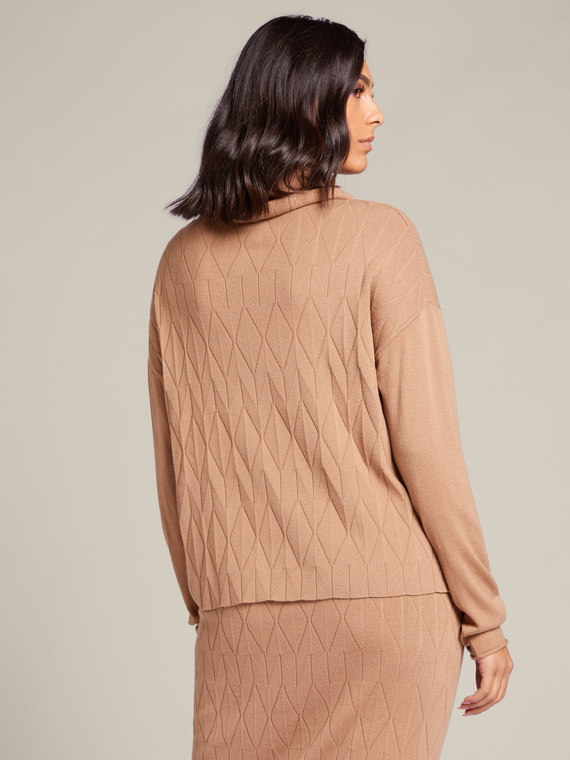 Pullover mit abnehmbarem Kragen aus nachhaltiger Wolle