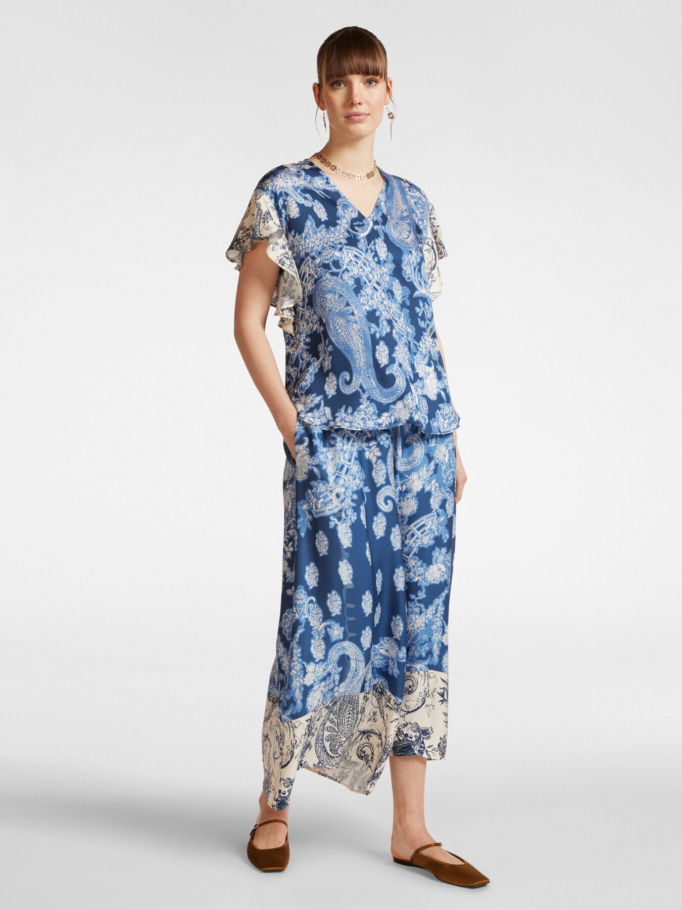 Blusa em duas estampas image number 2