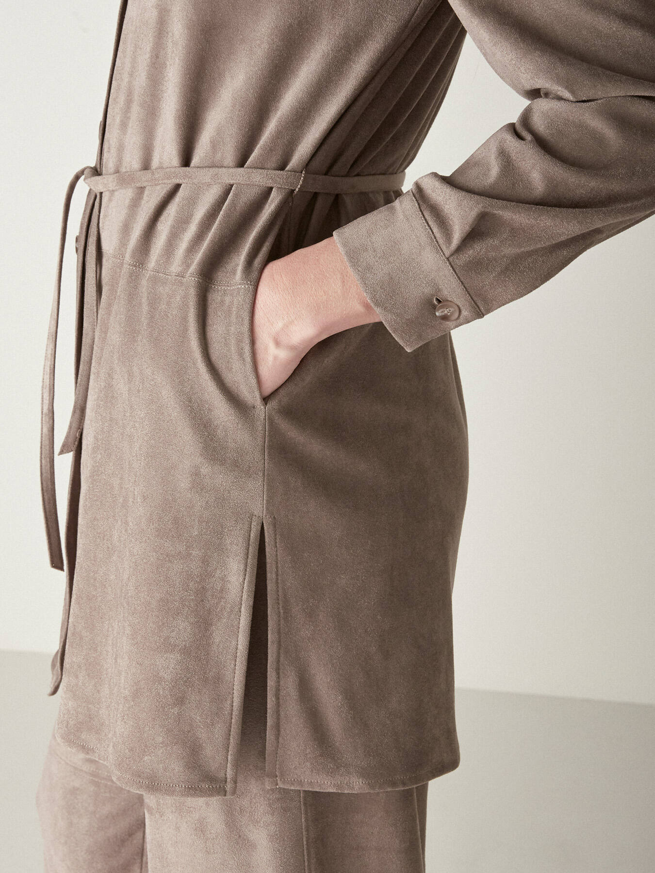 CHEMISE EN DAIM image number 2