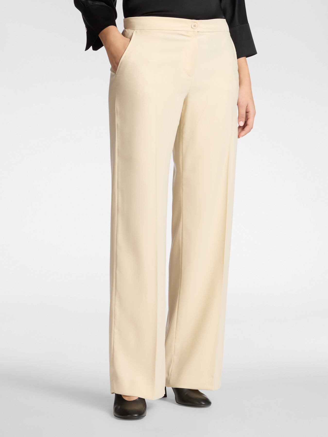 Pantalon en cr&ecirc;pe image number 2