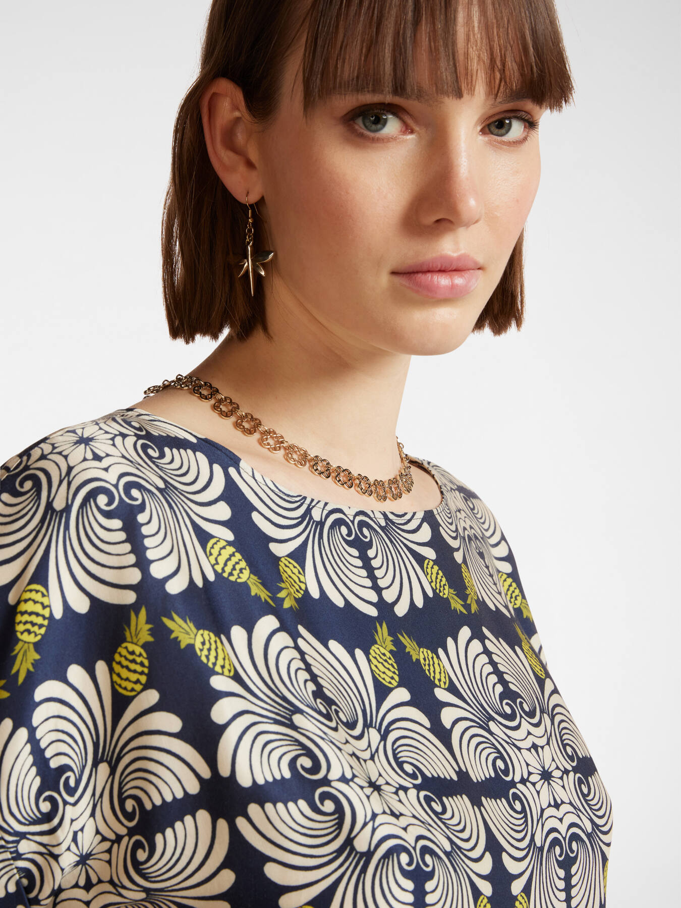 Blusa in viscosa stampata image number 3