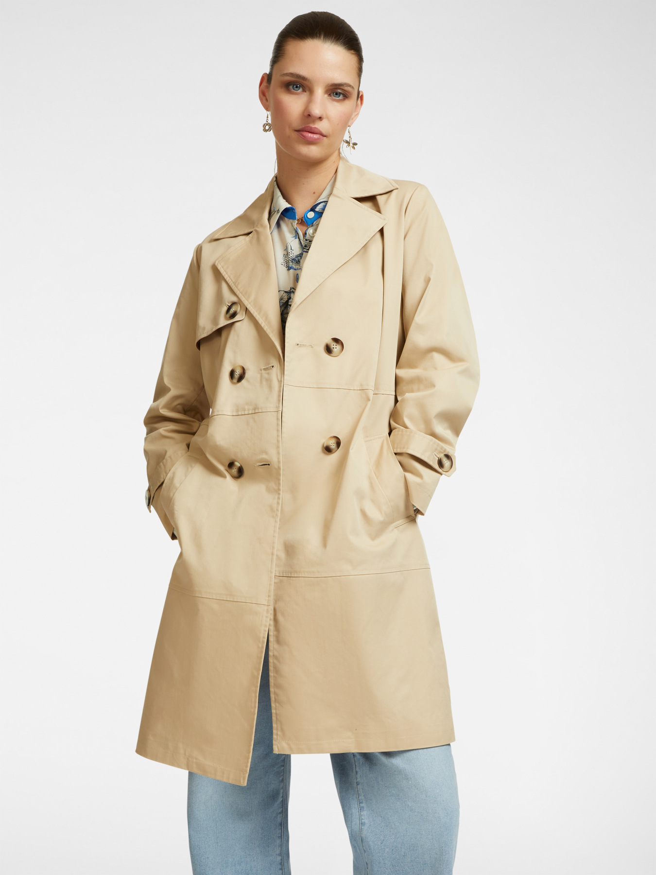 Trench image number 0