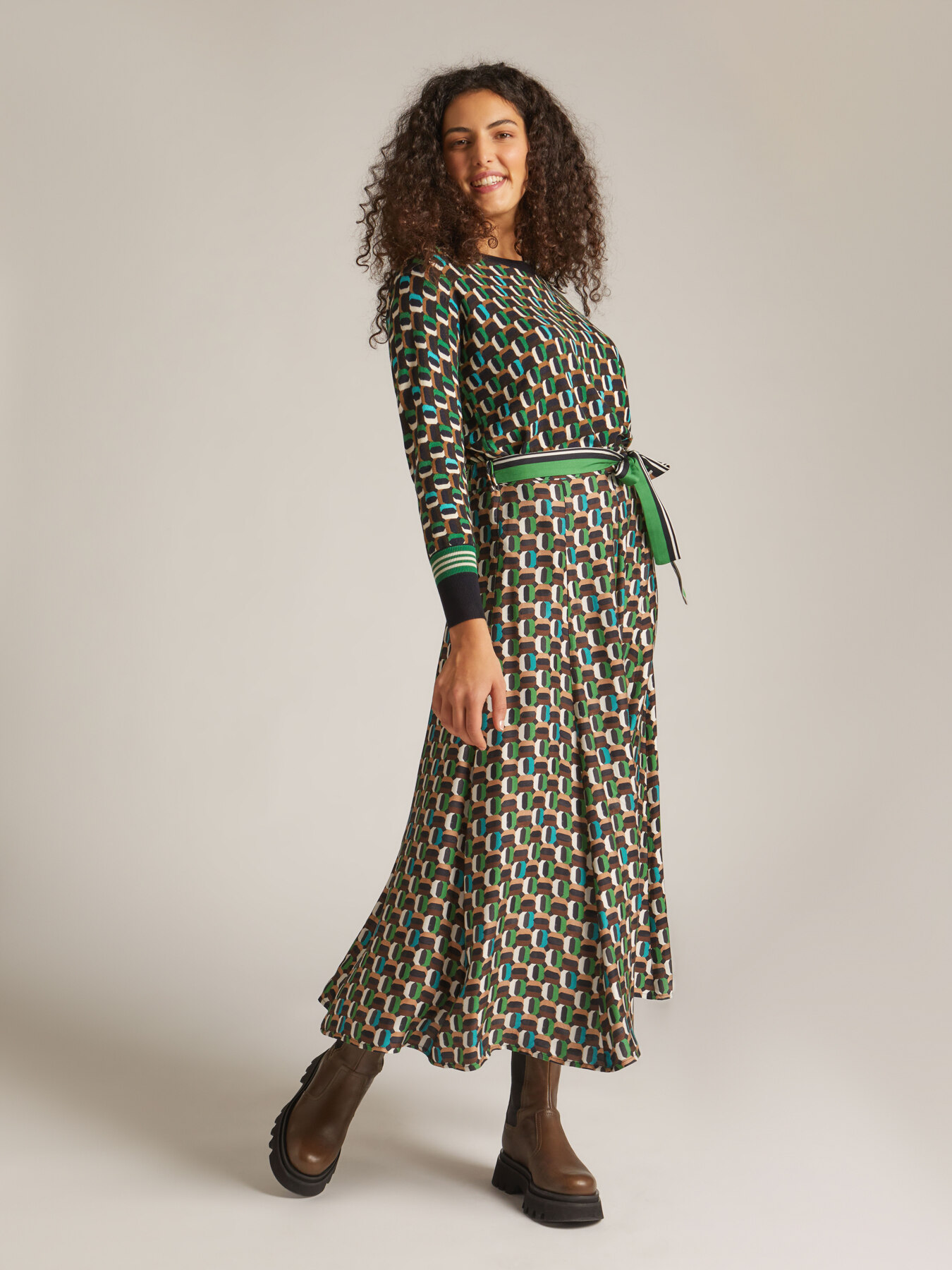 Jersey con estampado geométrico image number 0