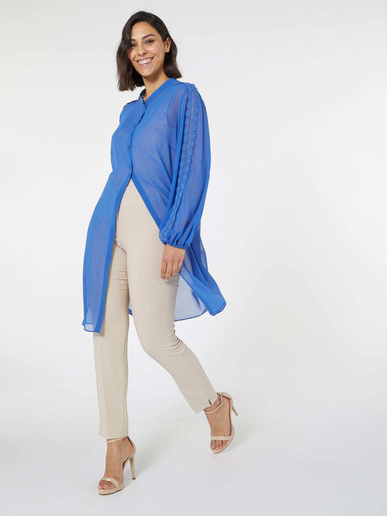 Long shirt with lace inserts image number 0