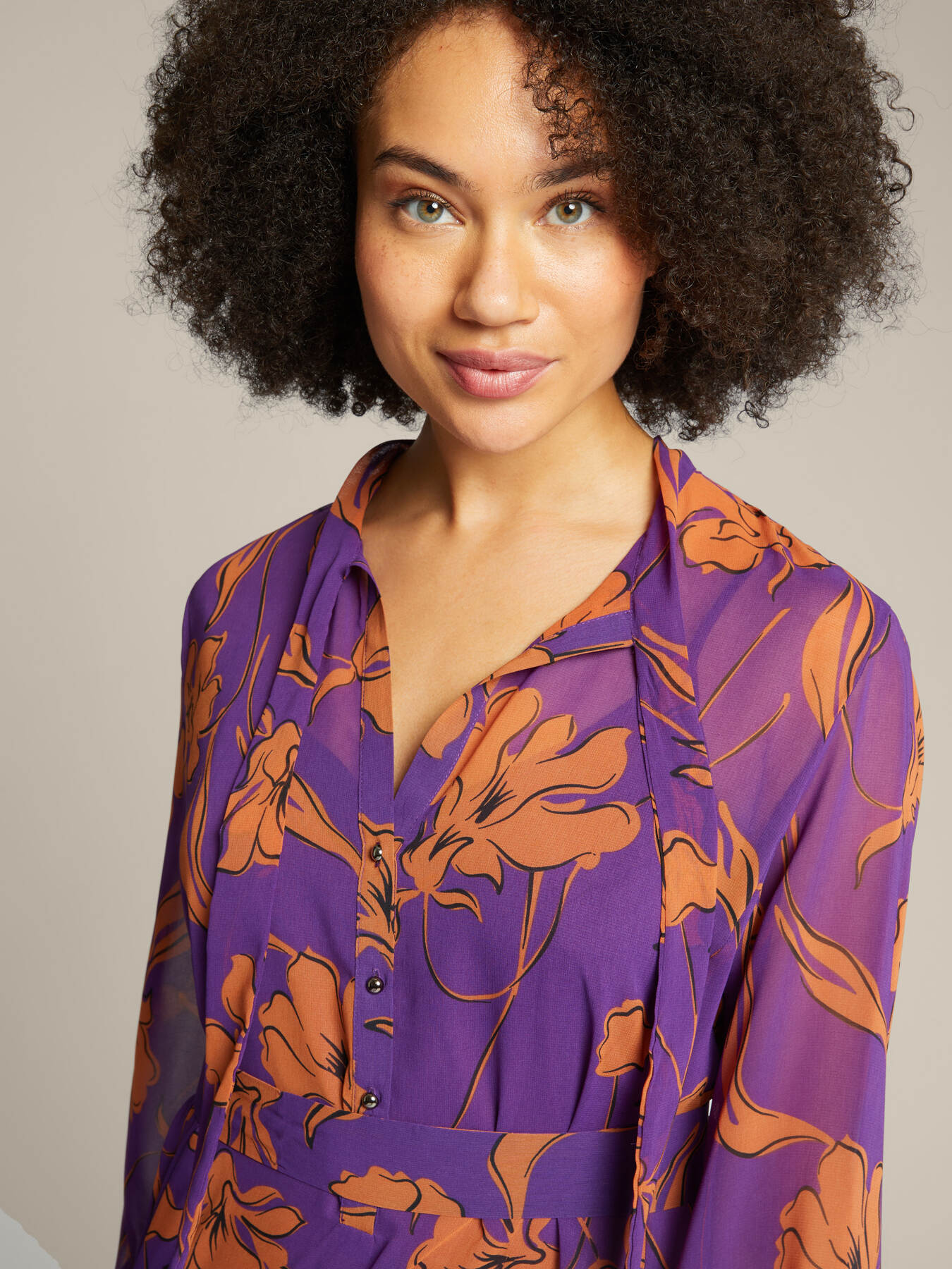 Abito in georgette stampata image number 2