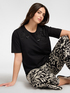 T-Shirt aus Baumwolle mit floralen Applikationen image number 0