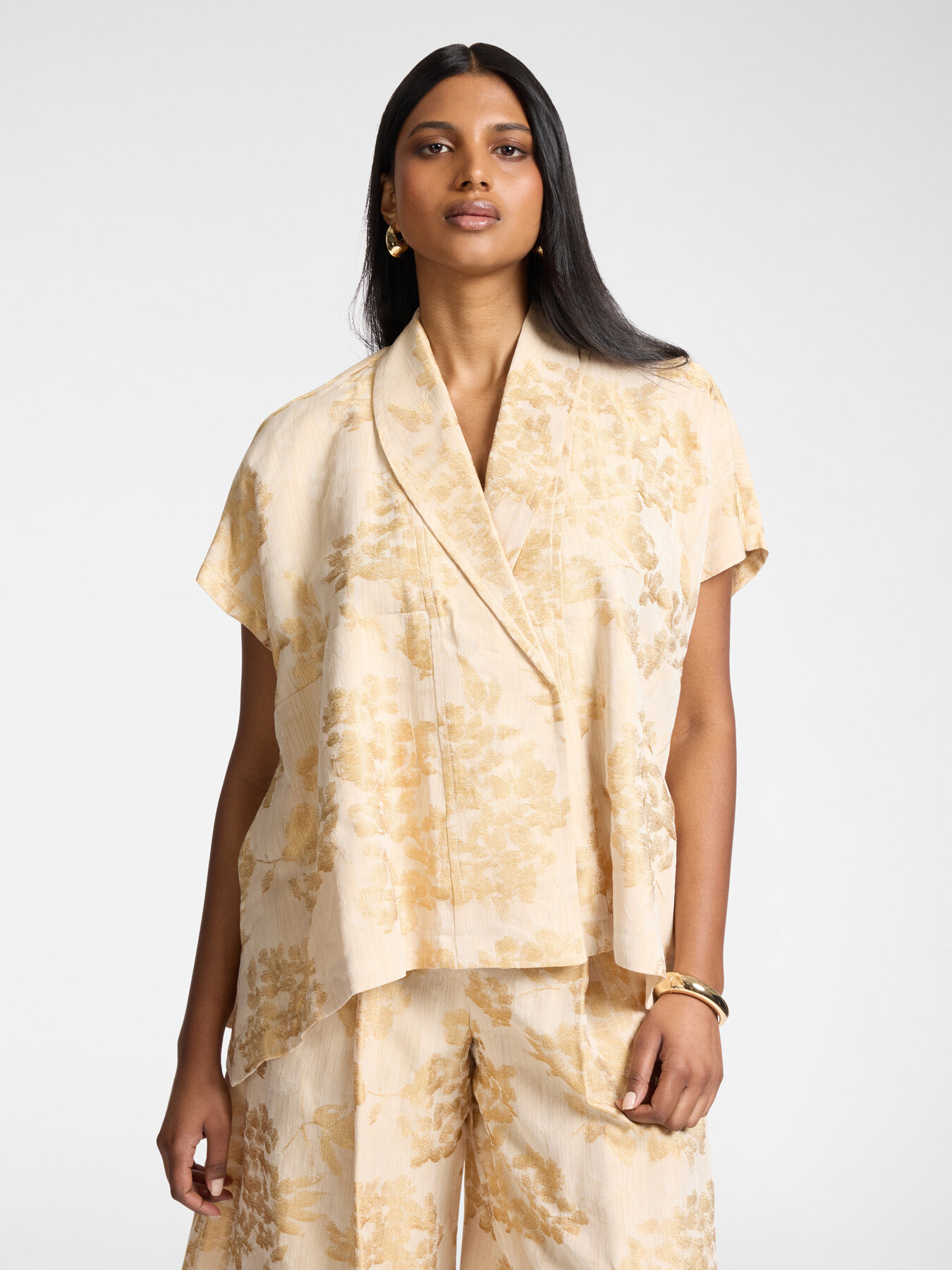 Laminated jacquard caban image number 0