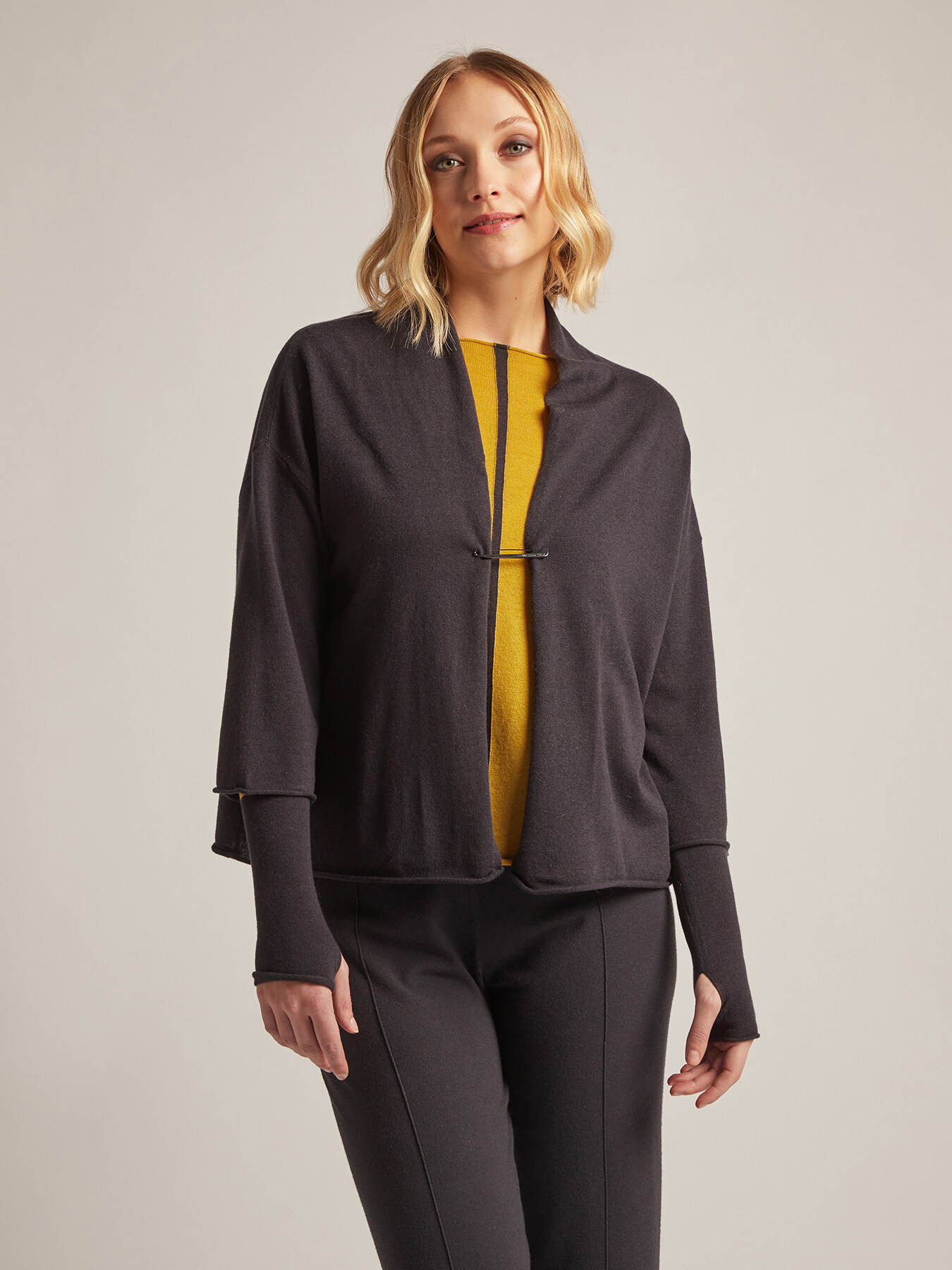 Wool twin-set image number 2