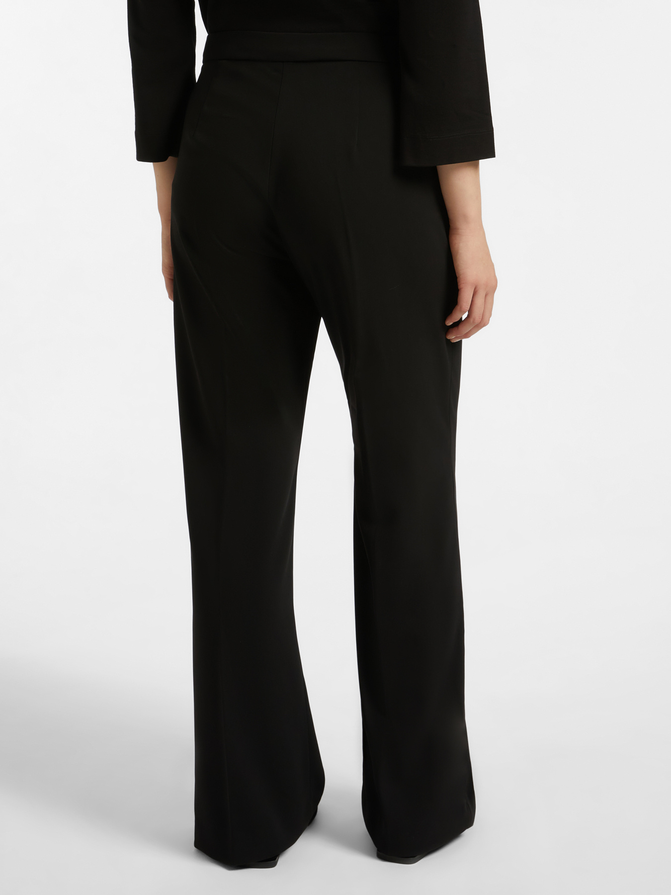 Maskulin geschnittene Hose aus Cady-Stretch image number 1