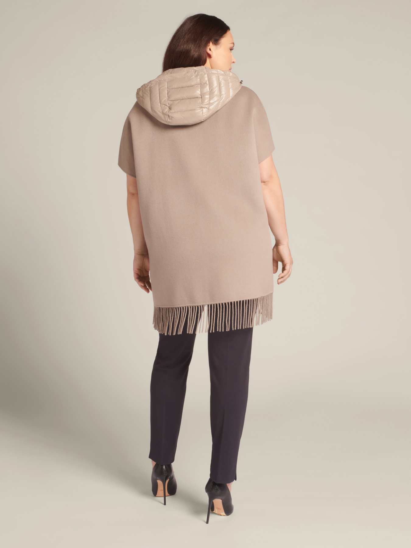 Capa de tecido duplo com acabamento feito a m&atilde;o image number 3