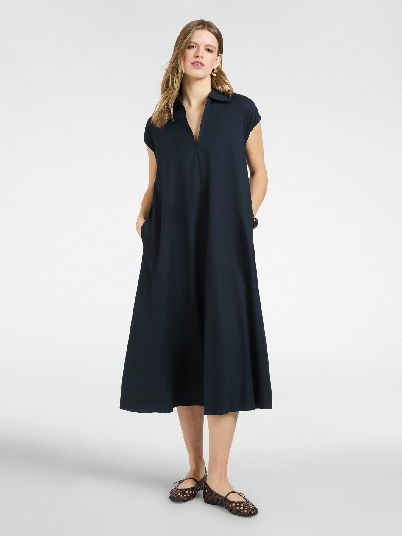 Flared dress with collar image number 2