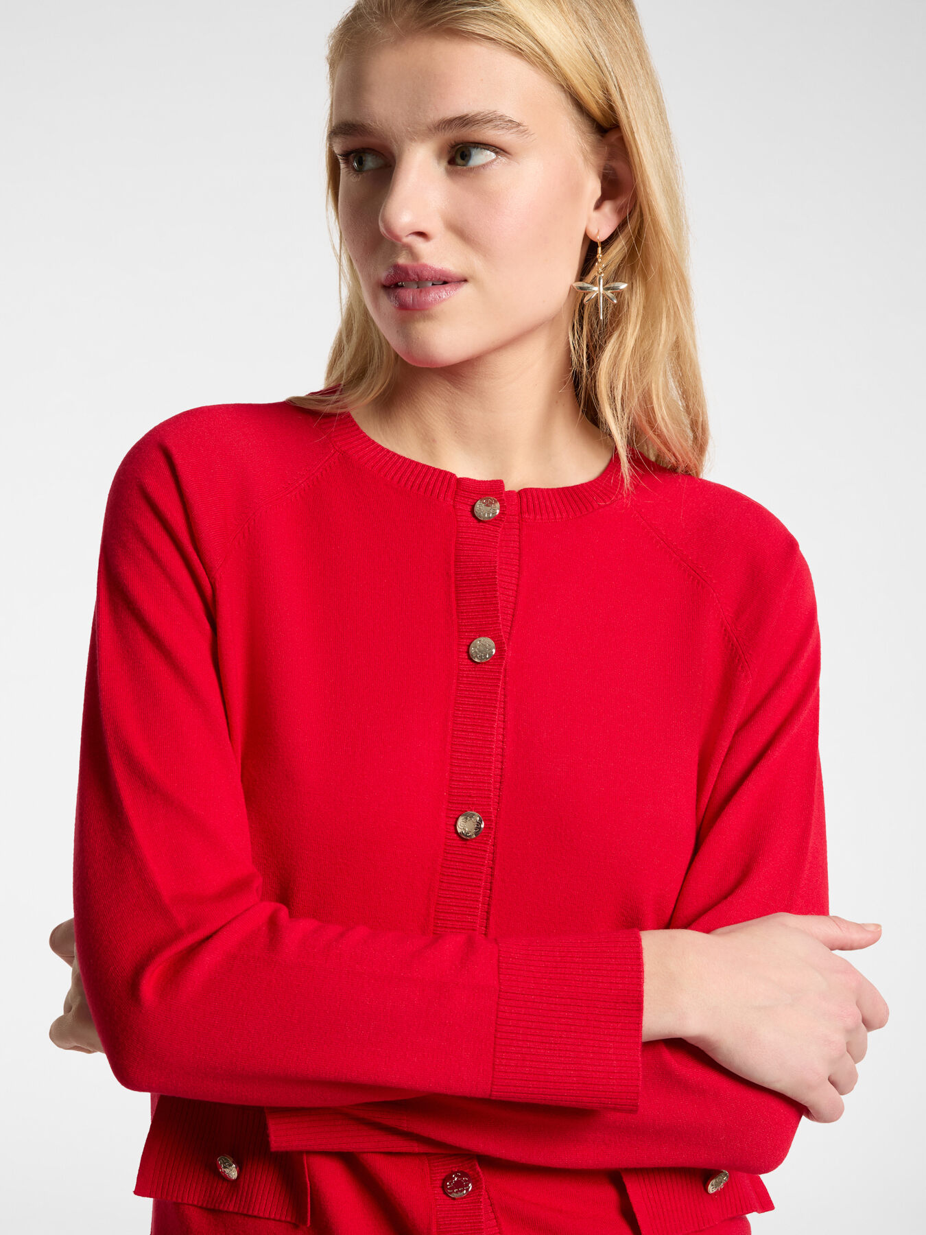 Cardigan court avec boutons Monogram image number 3