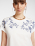 T-shirt con ricamo floreale image number 3