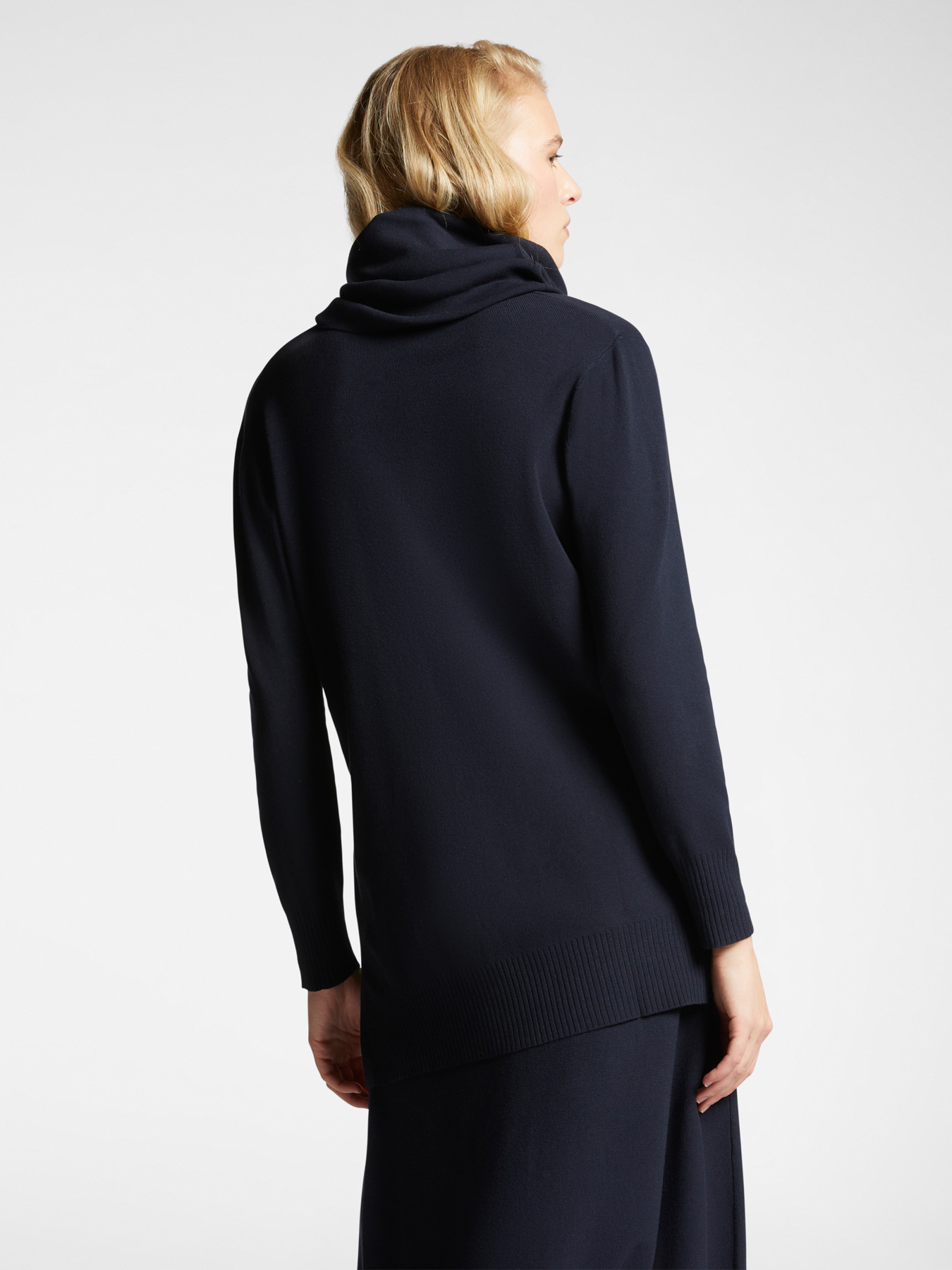 Langer Pullover aus Viskose LENZING&trade; ECOVERO&trade; image number 1