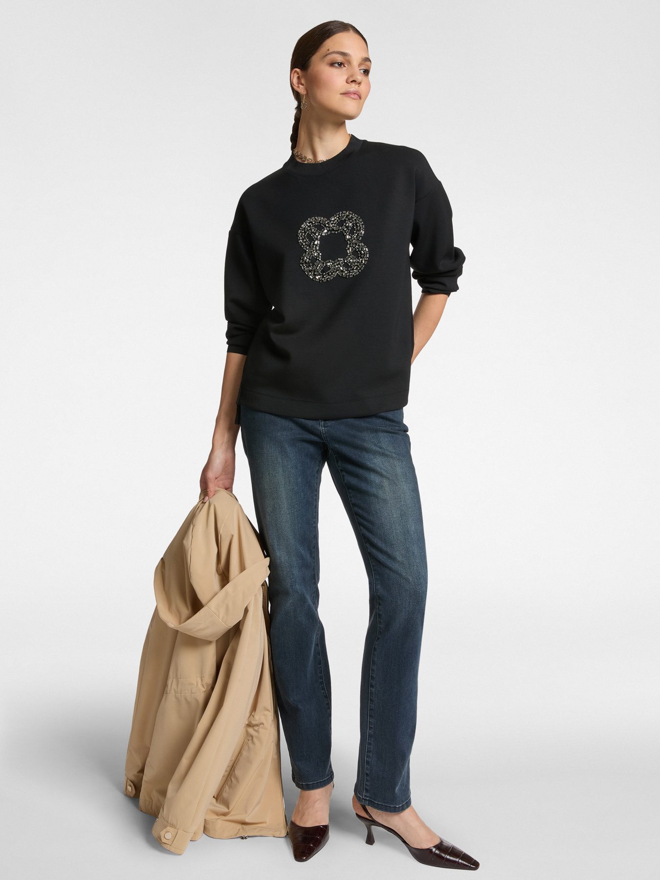 Sweatshirt with oversized Monogram embroidery image number 4