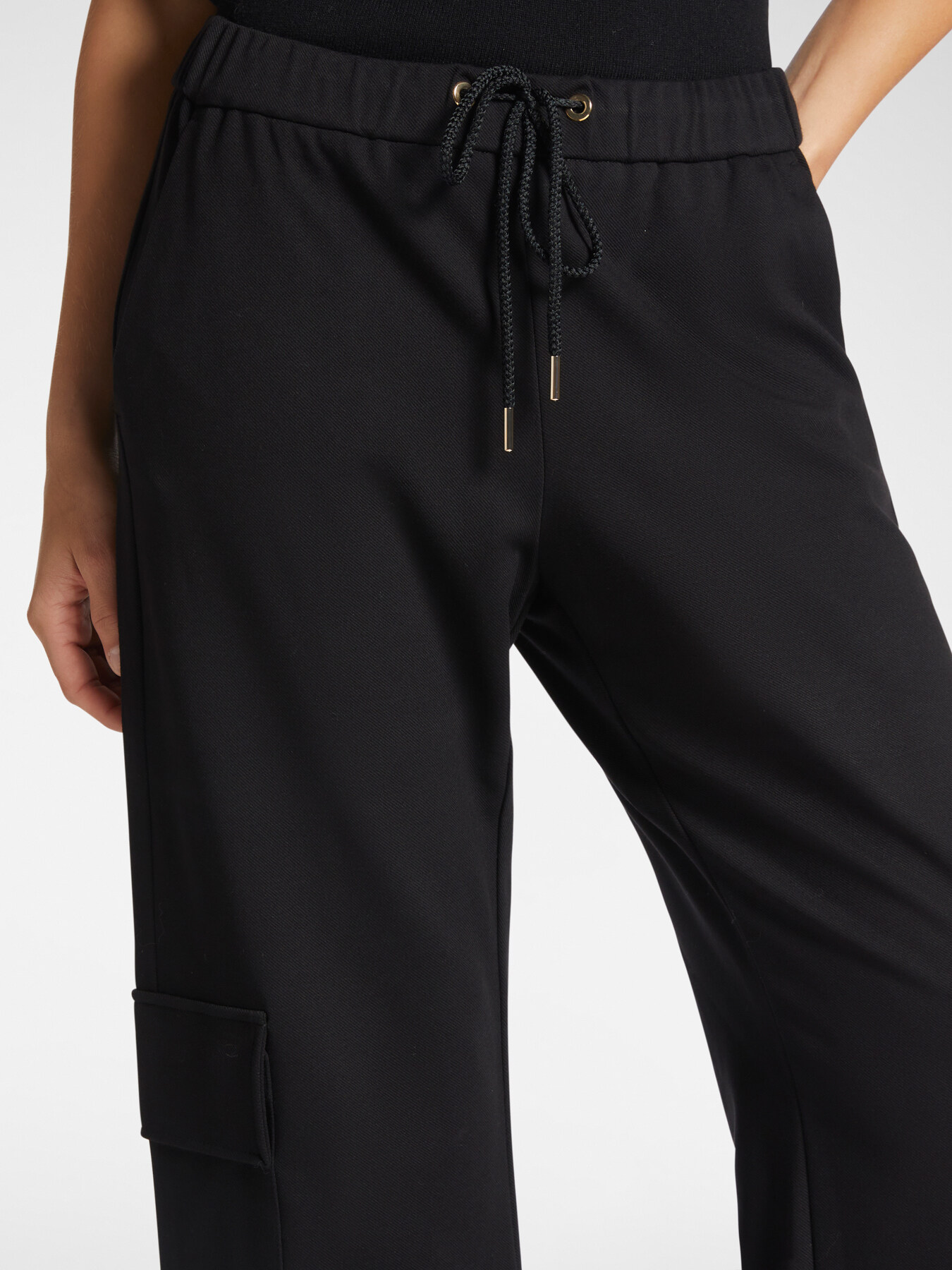 Joggers with side pockets image number 3