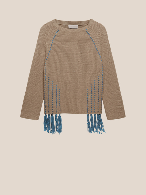 Sweater with embroidery and fringes