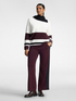 Gestreifter Strickpullover mit asymmetrischem Rollkragen image number 2