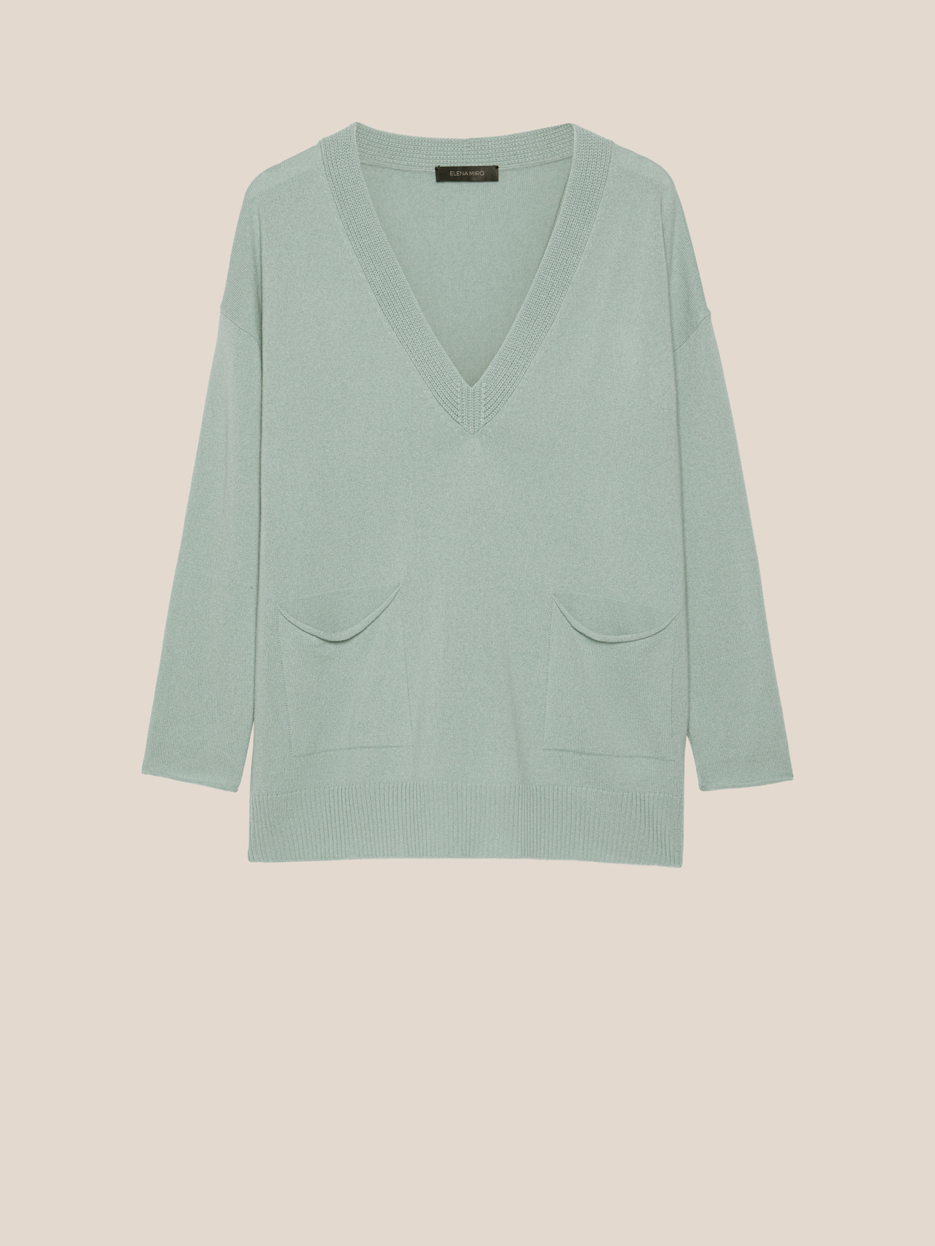 Pullover aus 100&nbsp;% Wolle mit V-Ausschnitt image number 4