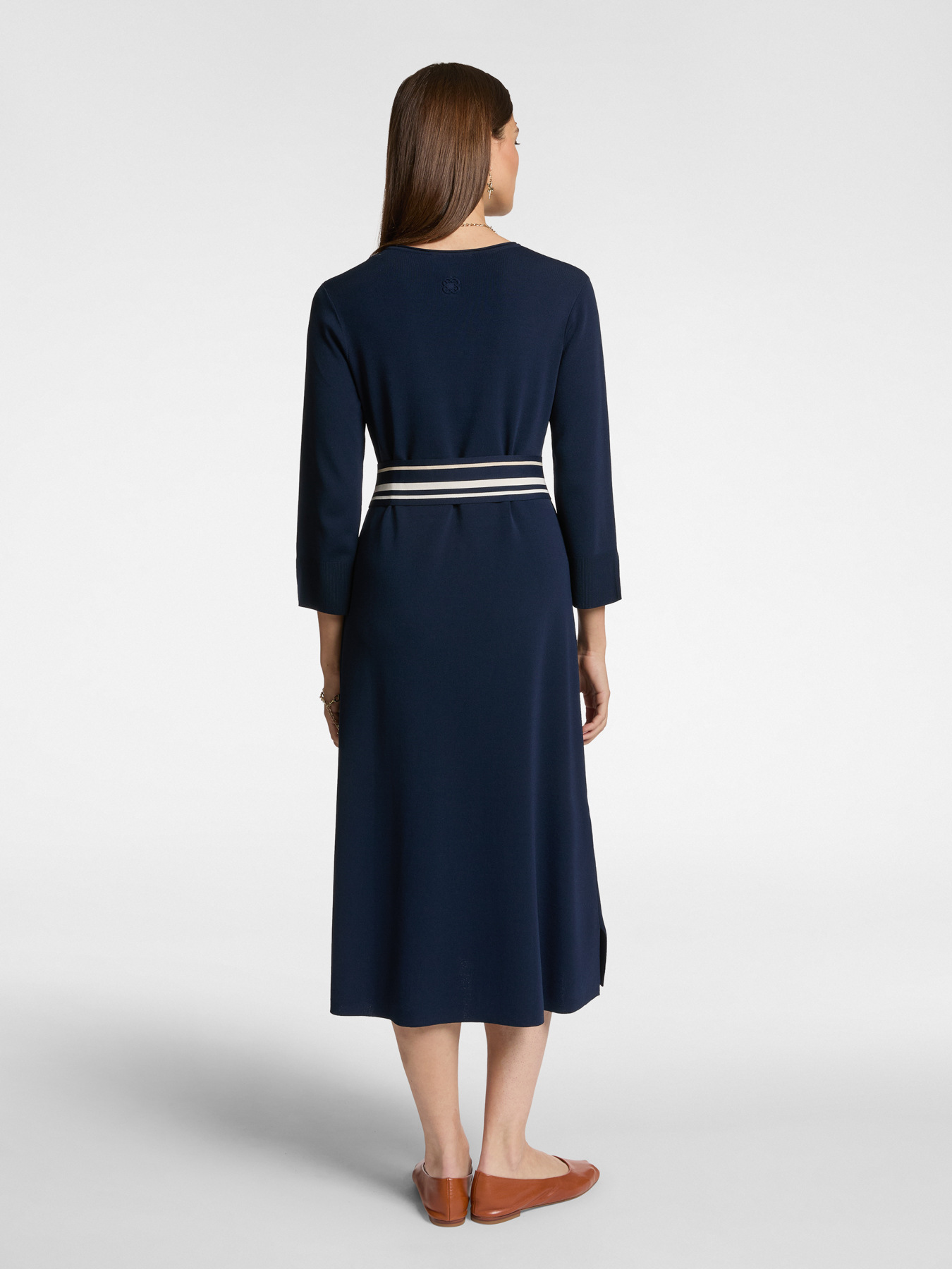 Tricot dress with striped belt image number 1
