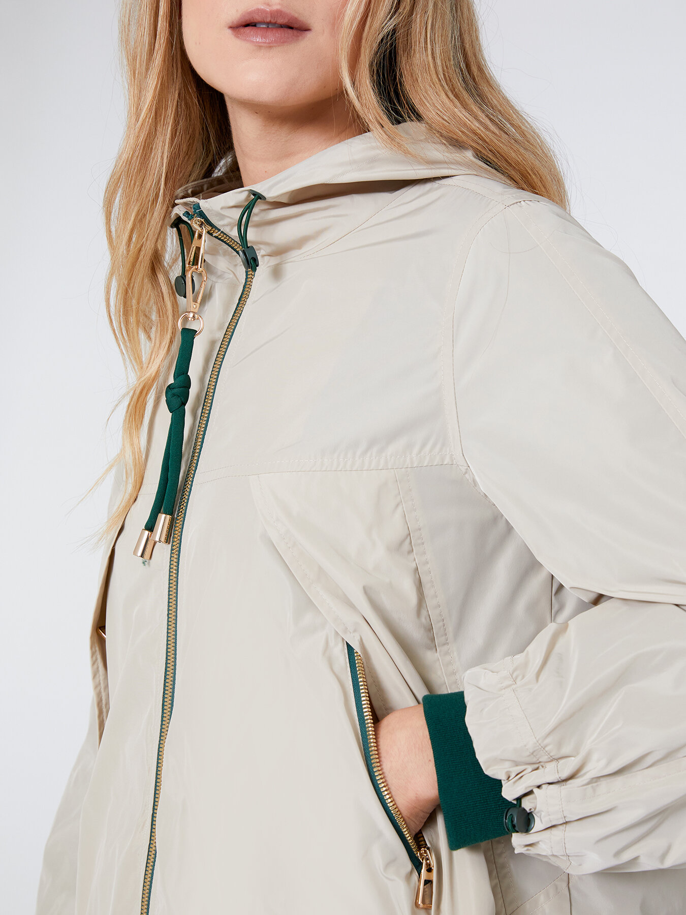 Blouson en nylon mémoire de forme image number 3