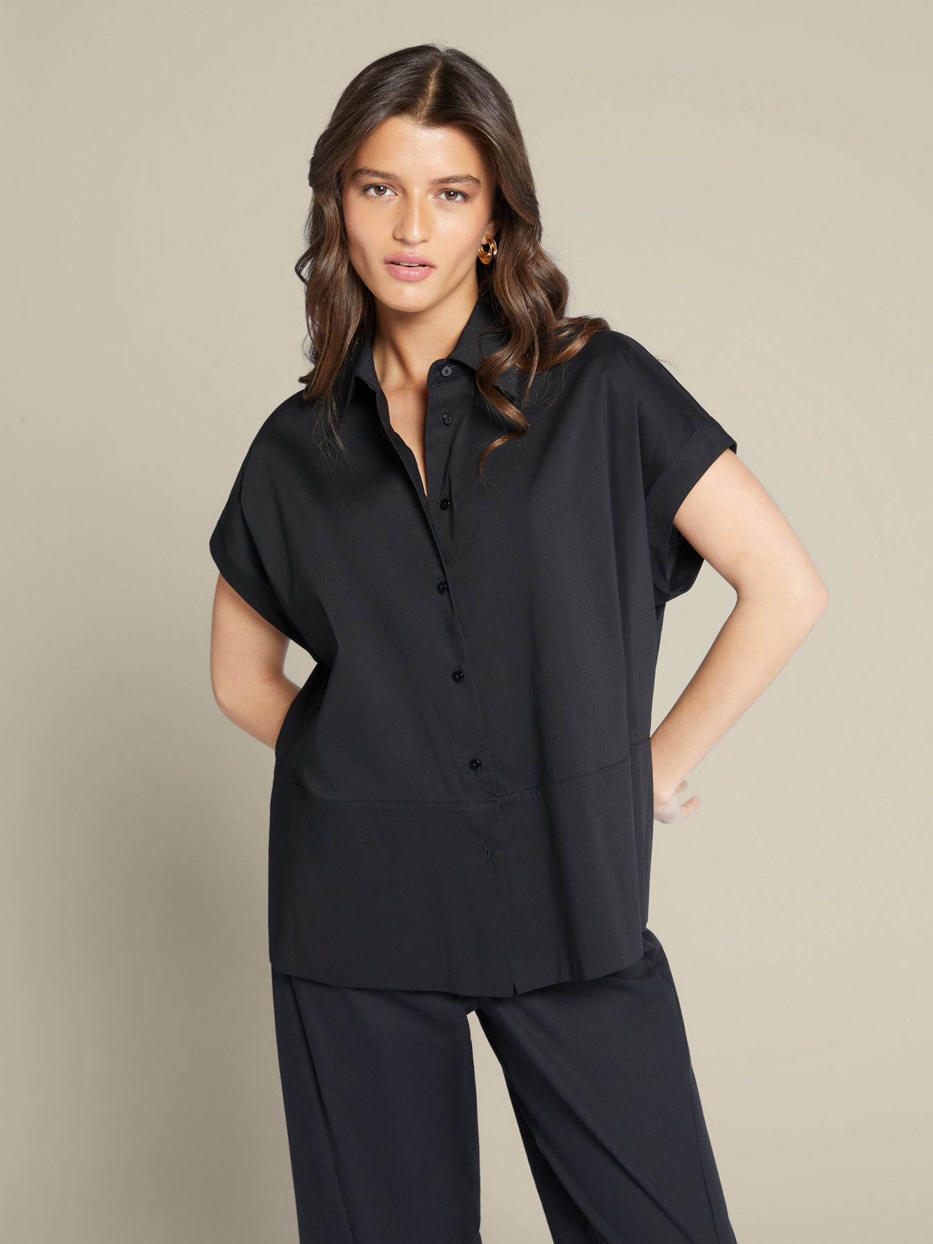 Lightweight poplin shirt image number 0