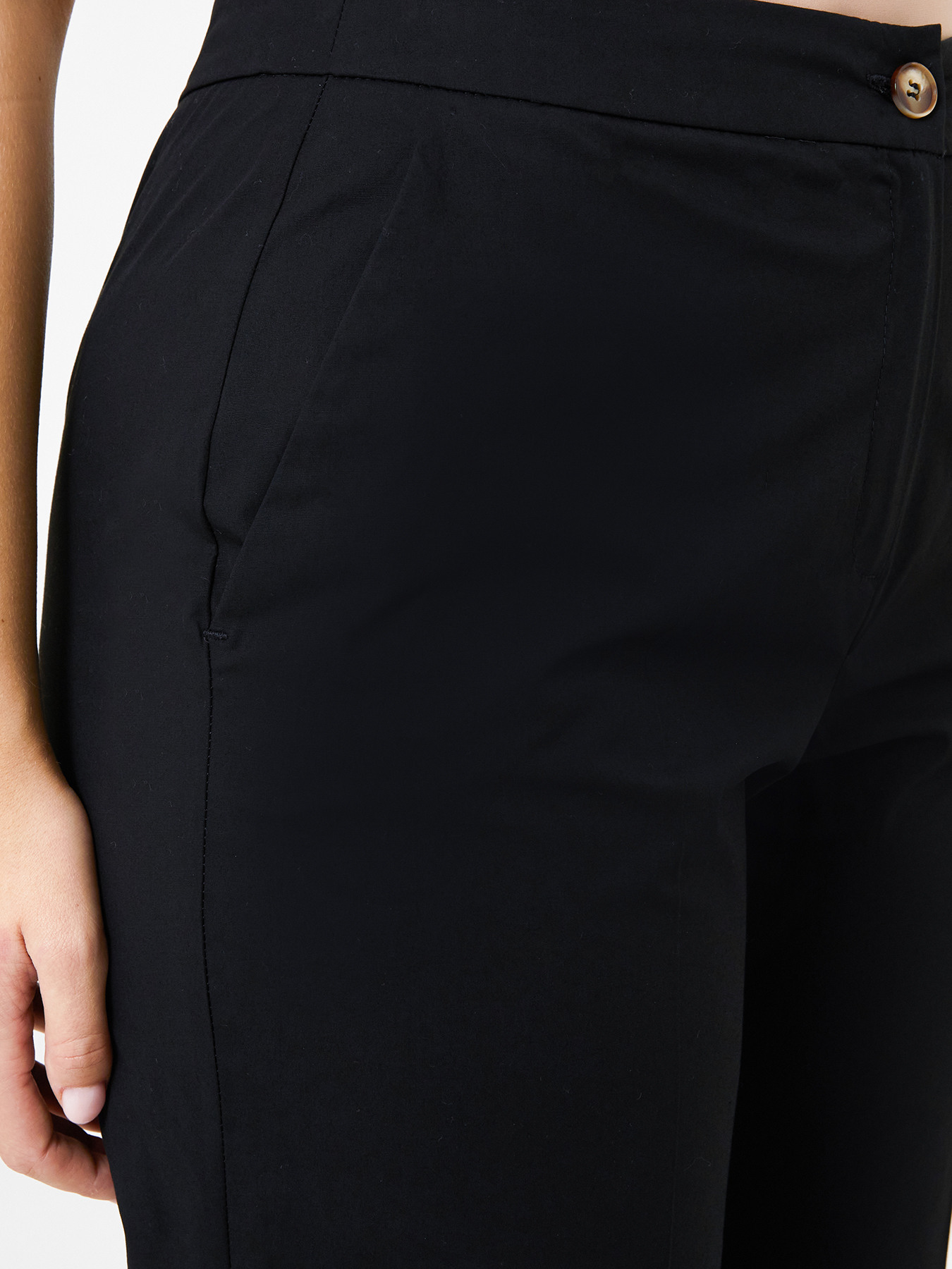 Pantaloni dritti cropped in tela stretch image number 3