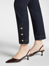 Jean regular avec boutons dans le bas image number 3