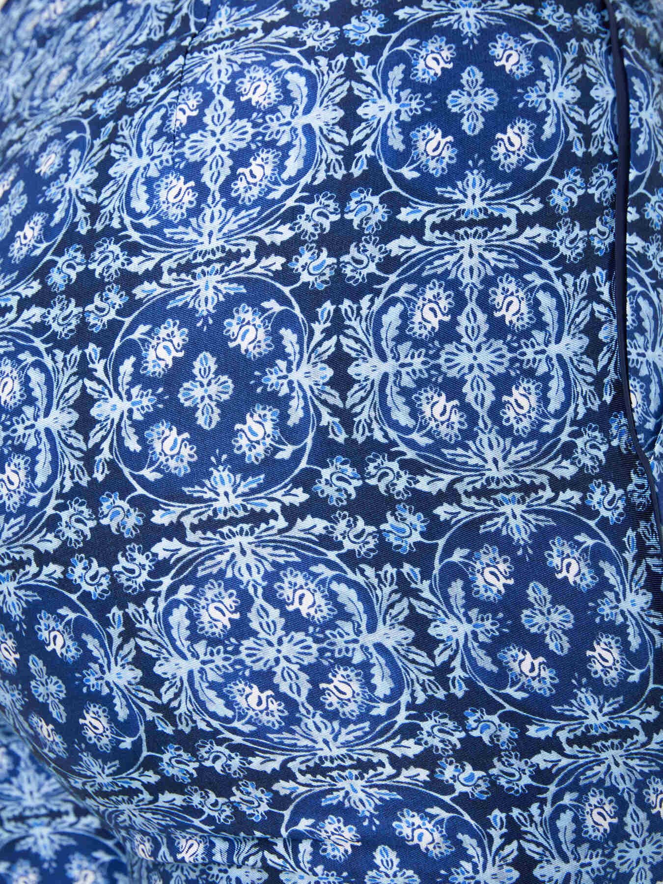 Pantalon droit imprim&eacute; image number 4