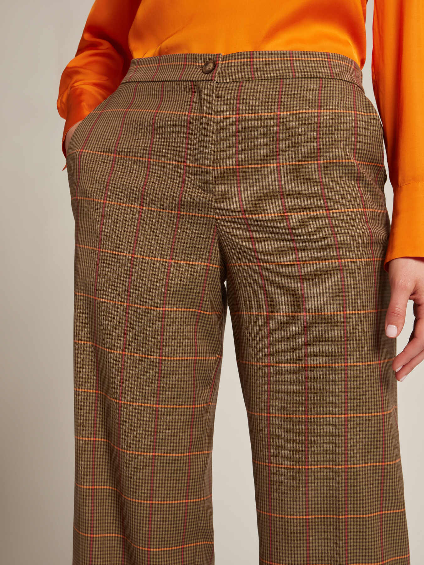 Pantaloni cropped check image number 3