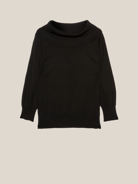“Schiffer” neckline sweater